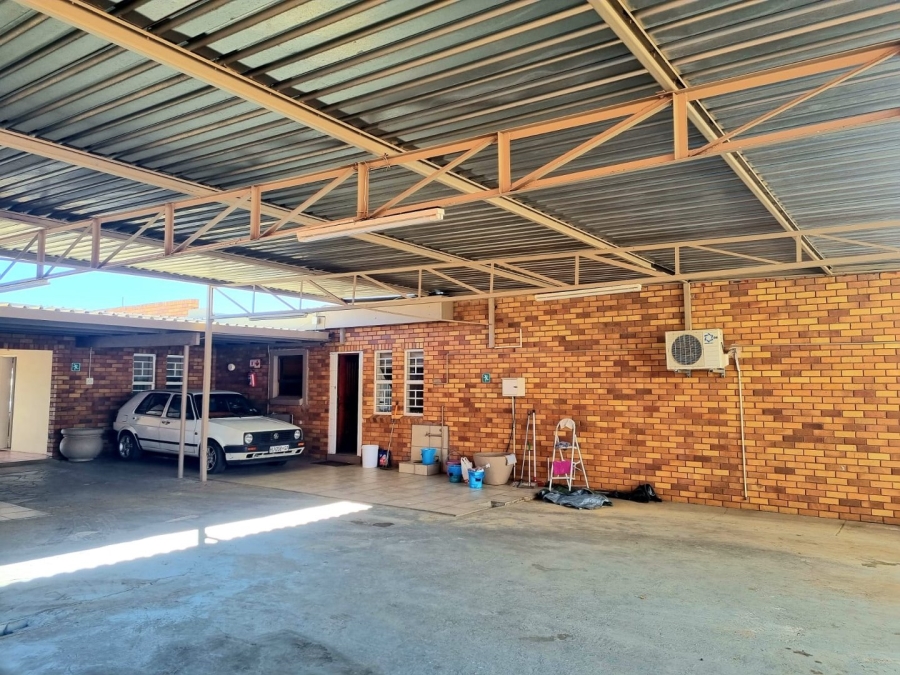 Commercial Property for Sale in Minerva Gardens Northern Cape